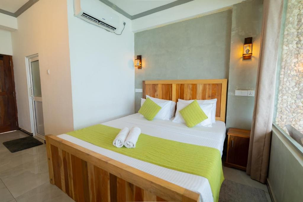 Superior King Room room - Image 2