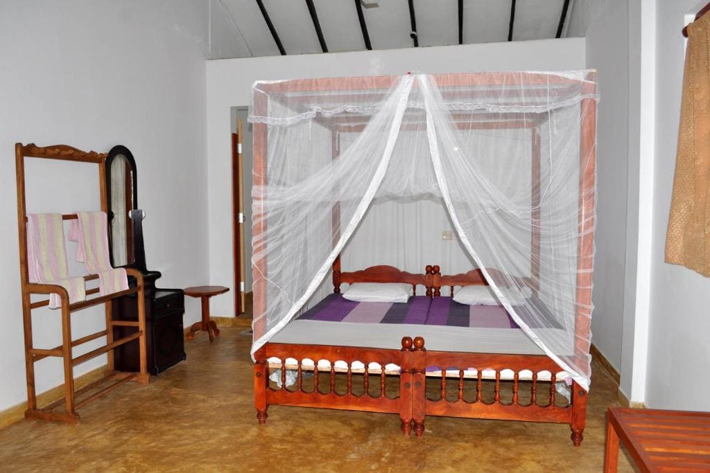 Double Room with Sea View room - Image 2