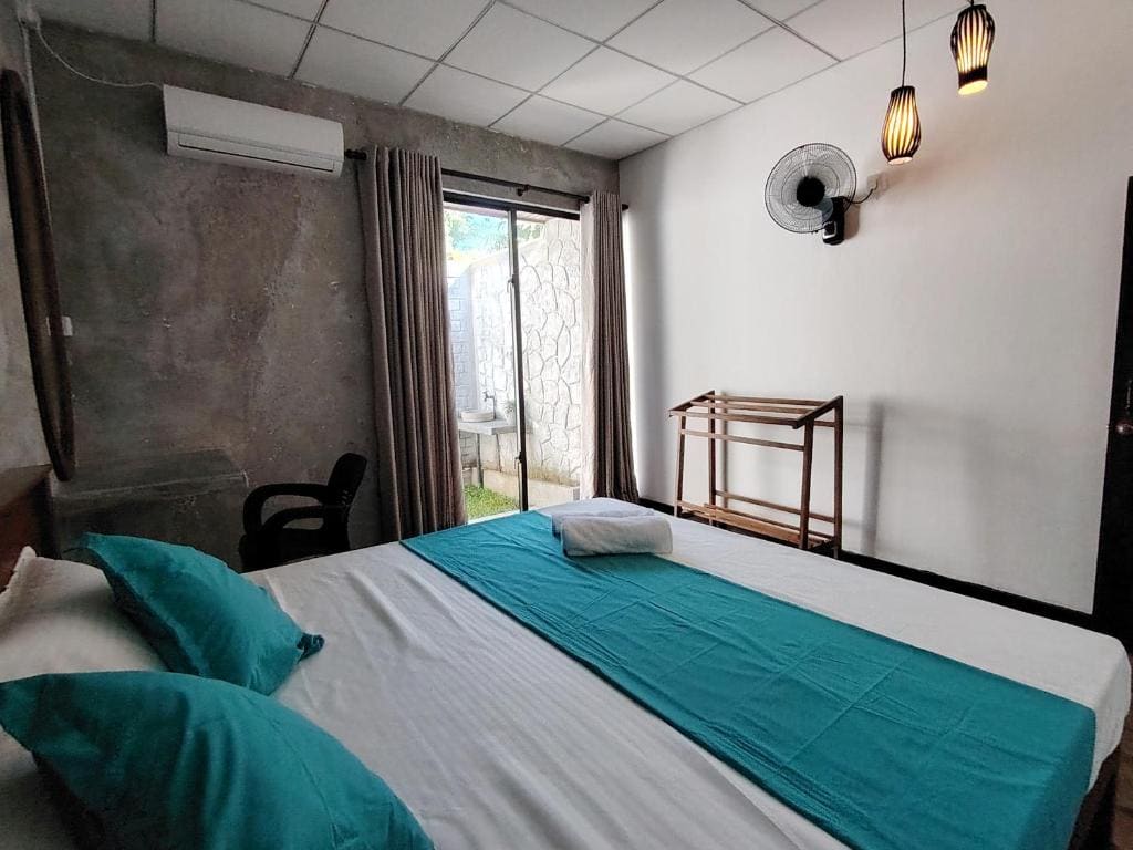 Budget Double Room room - Image 2
