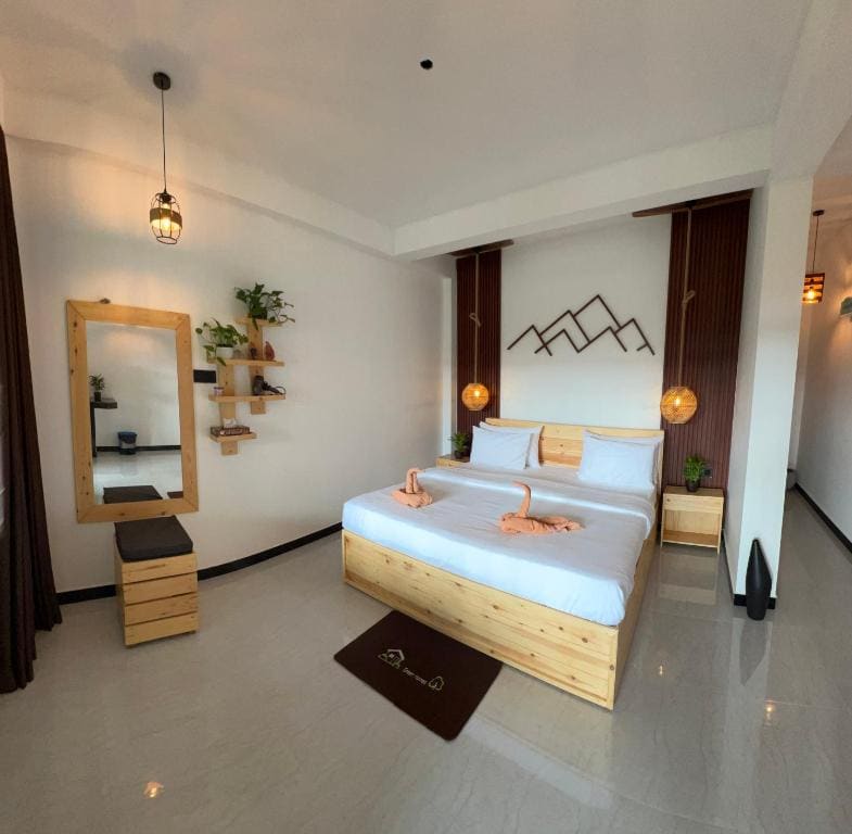 Standard King Room room - Image 3