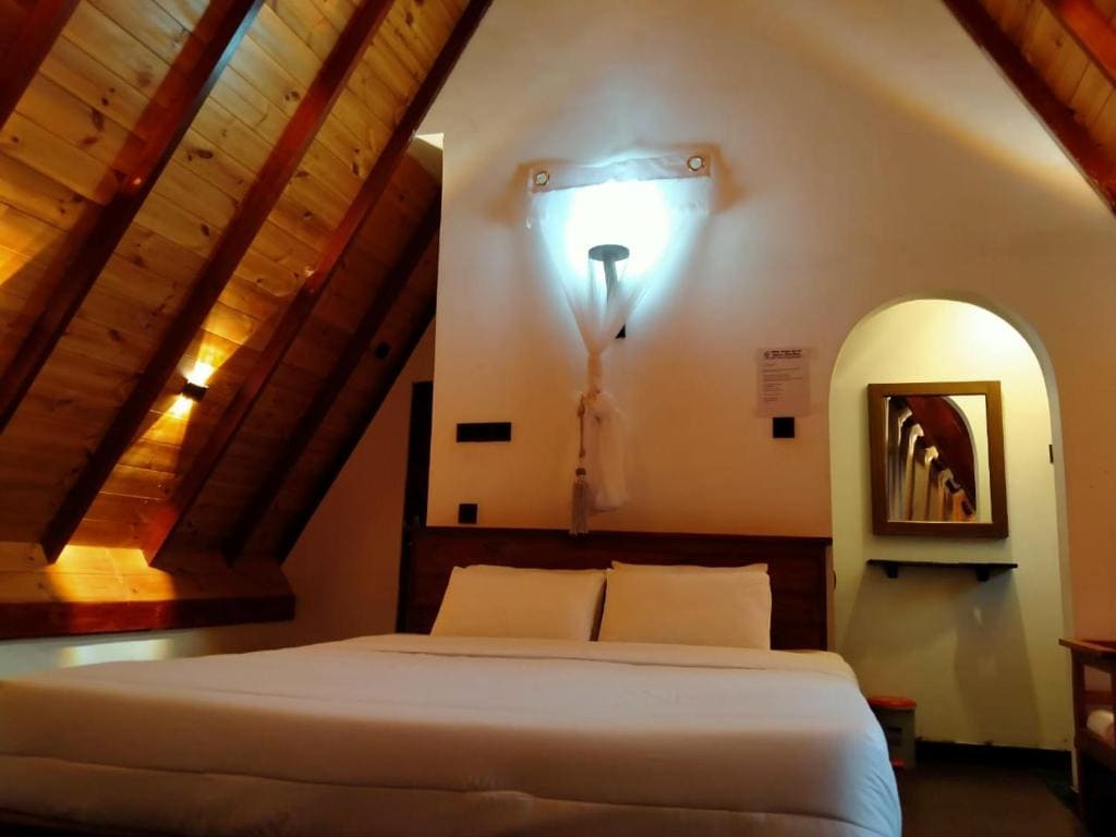 Double Room with Mountain View room - Image 1