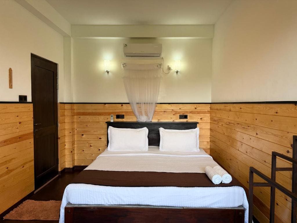 Double Room with Balcony room - Image 1
