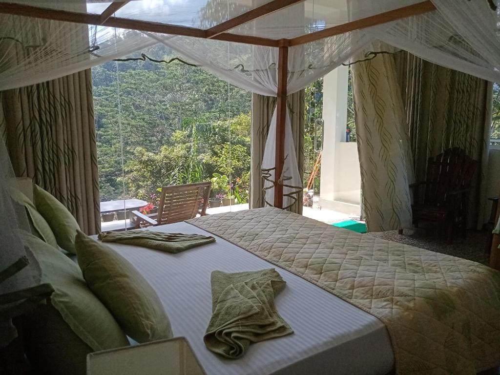 Deluxe Double Room room - Image 2