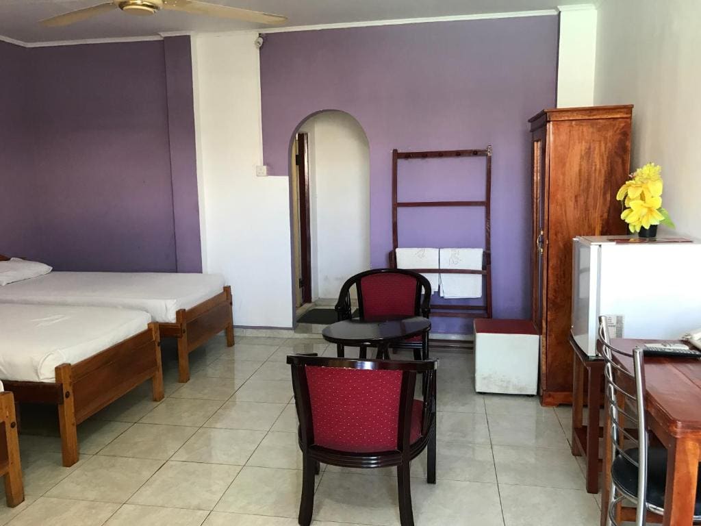 Single Room with Private Bathroom room - Image 1