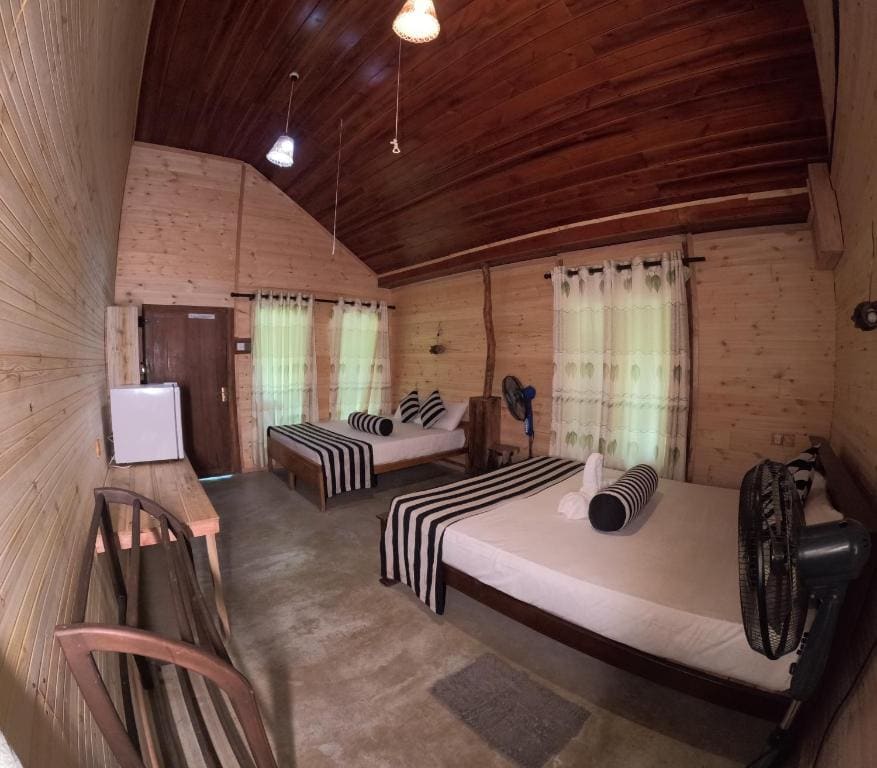 Family Room with Garden View room - Image 2