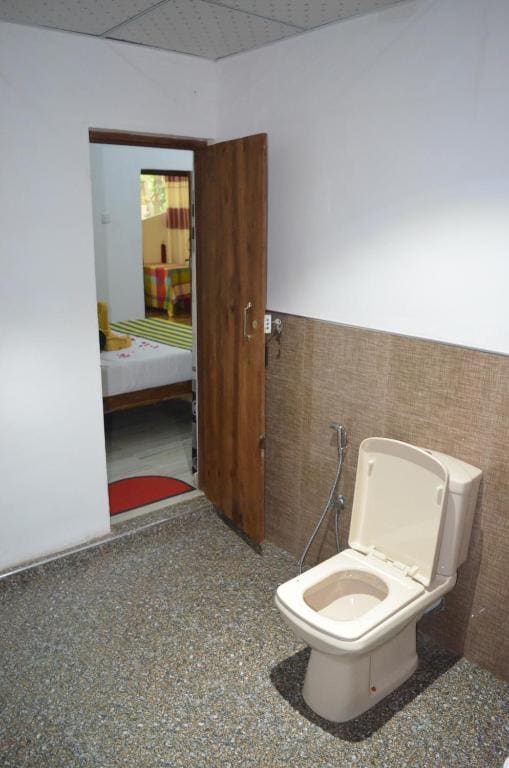 Budget Double Room room - Image 2