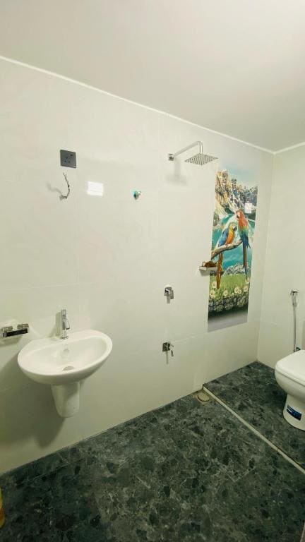 Budget Double Room room - Image 3