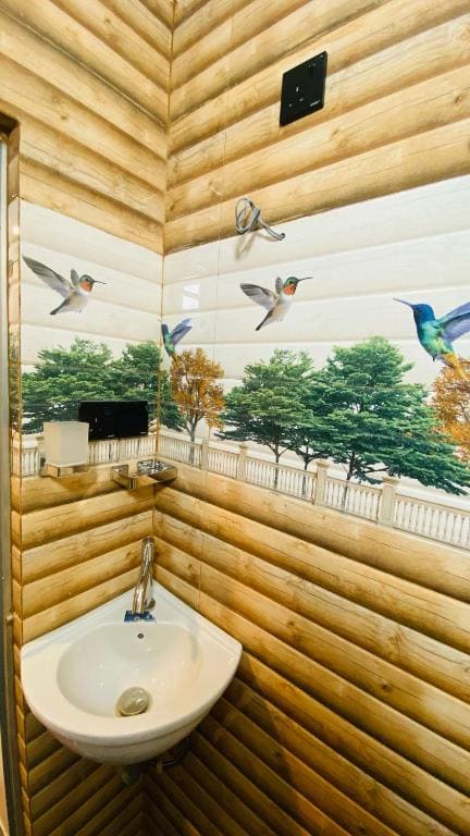 Double Room with Garden View room - Image 2