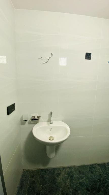 Double Room with Private Bathroom room - Image 1