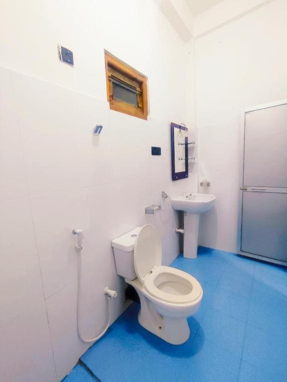 Standard Double Room with Fan room - Image 3