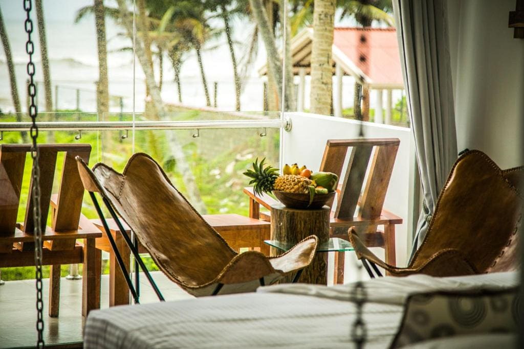 Double Room with Balcony and Sea View room - Image 3