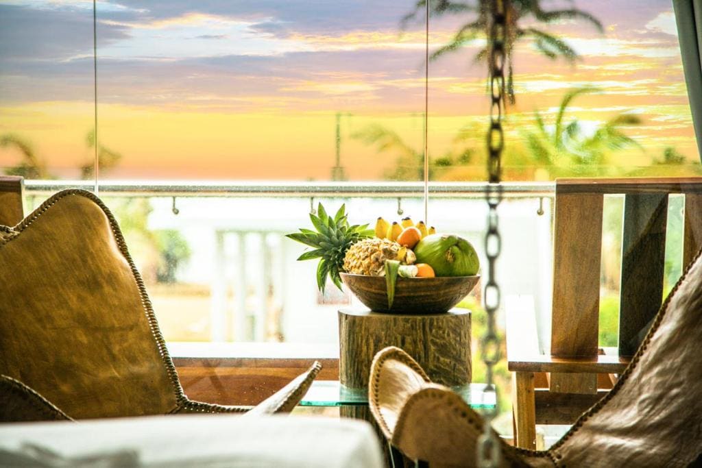 Double Room with Balcony and Sea View room - Image 2