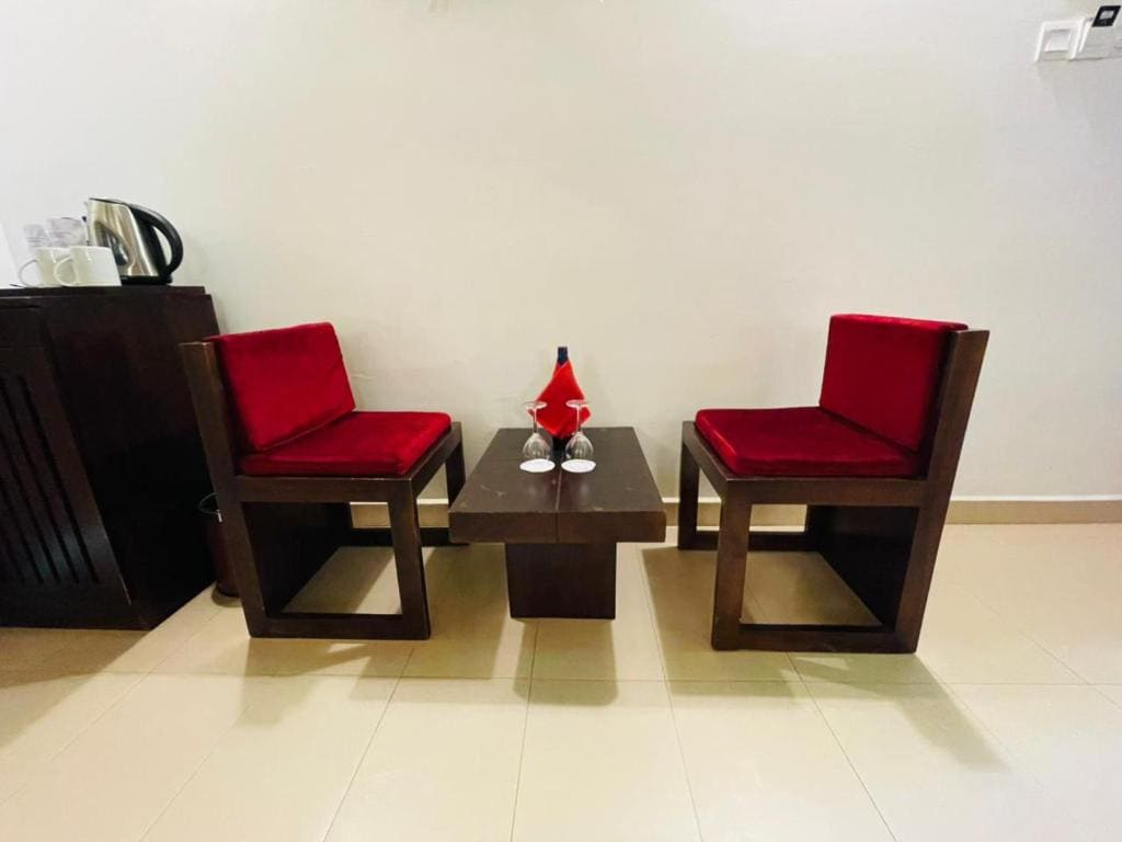 Double Room with Garden View room - Image 2