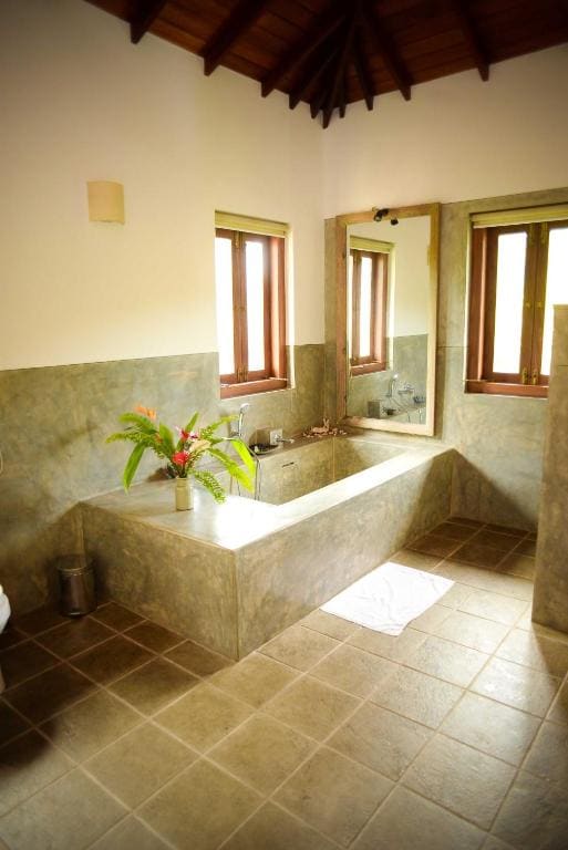 Deluxe Double Room room - Image 2