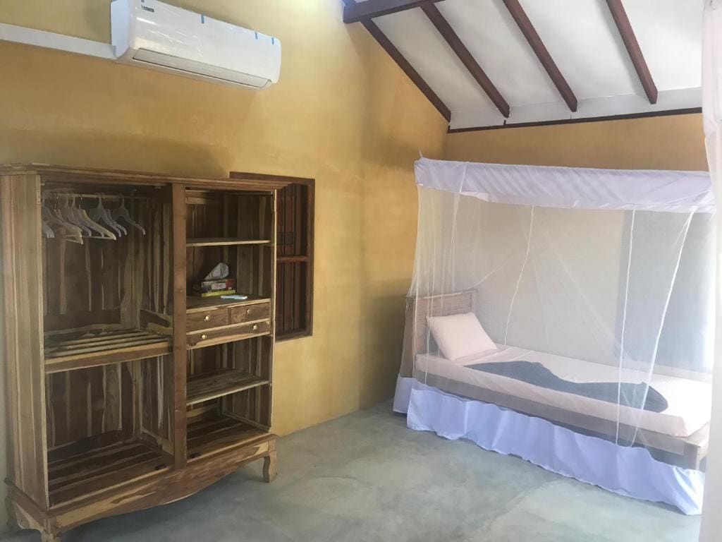 Deluxe Bungalow room - Image 3