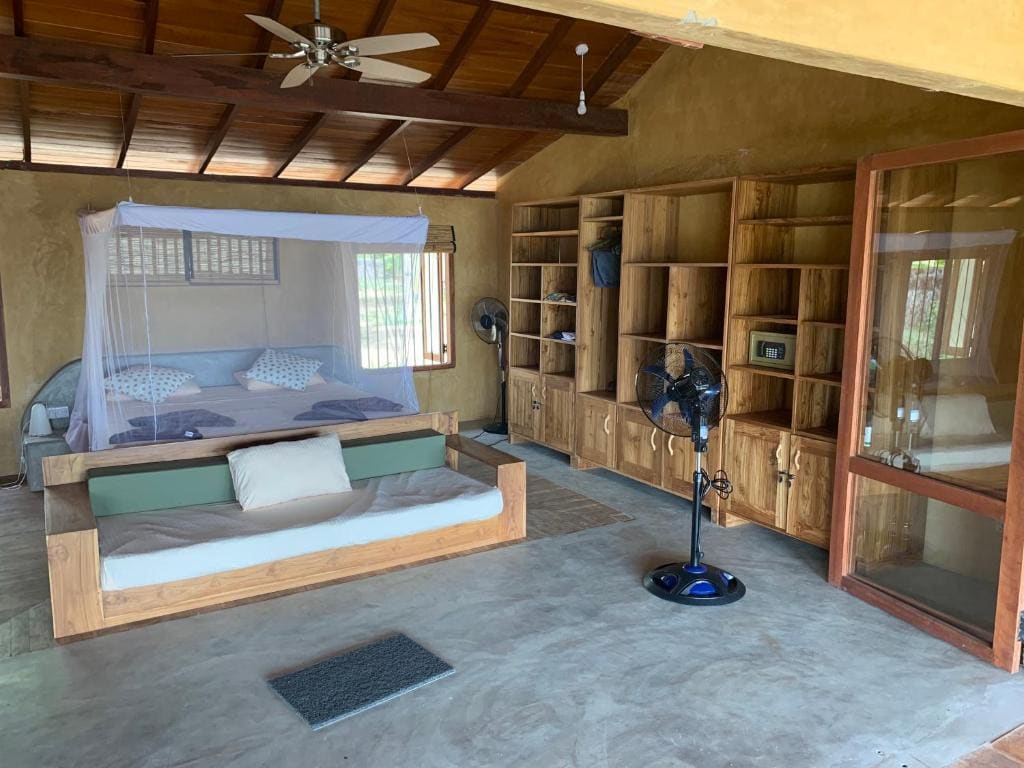 Deluxe Double Room with Lagoon View room - Image 1