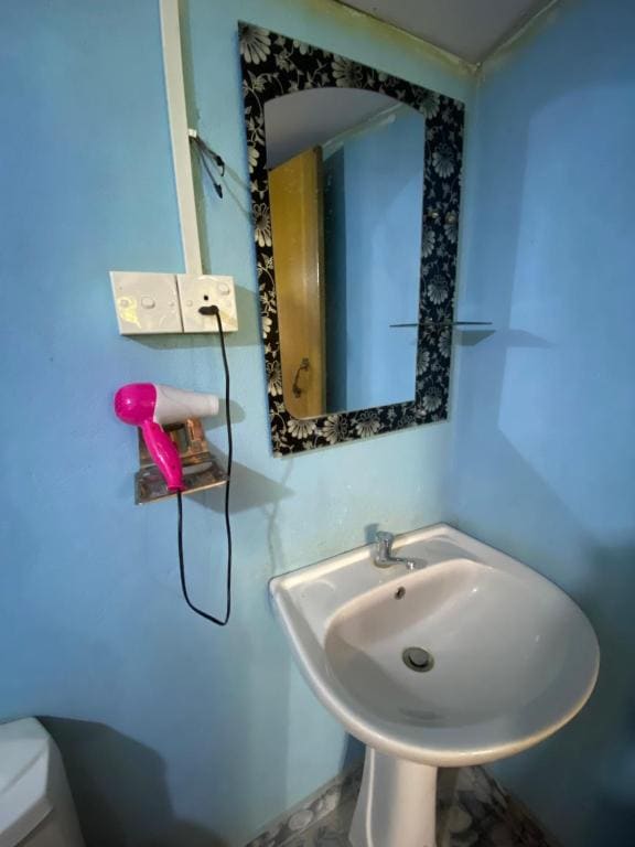 Double Room with Balcony room - Image 1