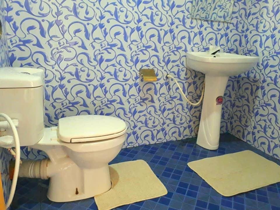 Deluxe Double Room with Balcony room - Image 3
