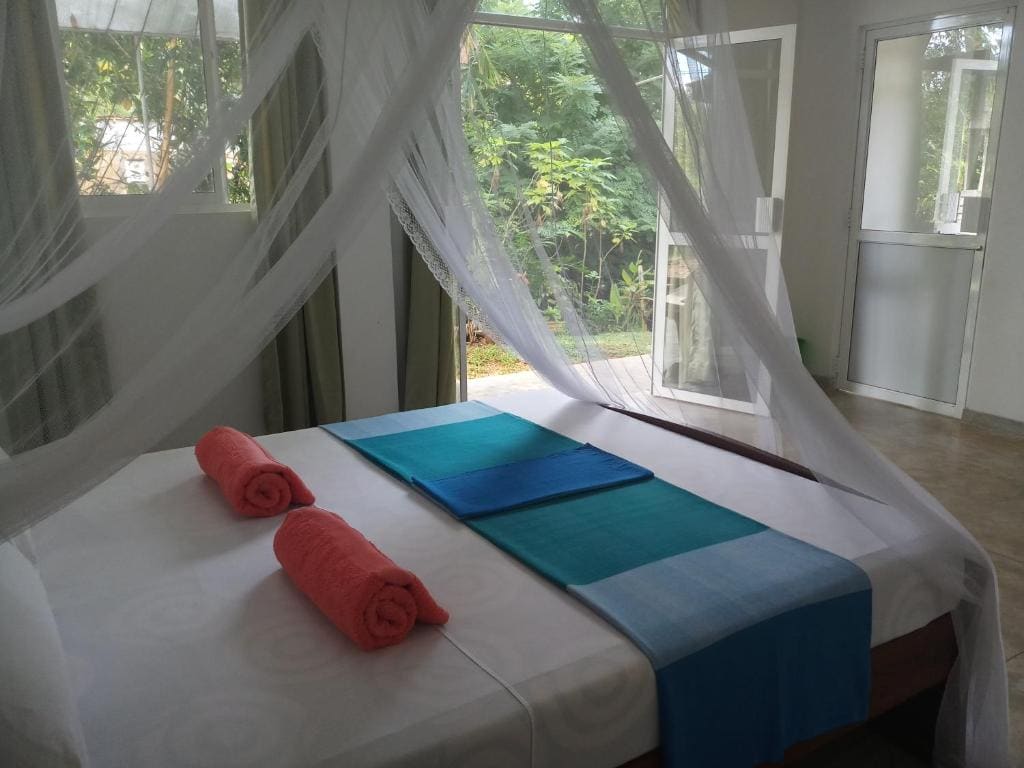 Deluxe Double Room room - Image 2