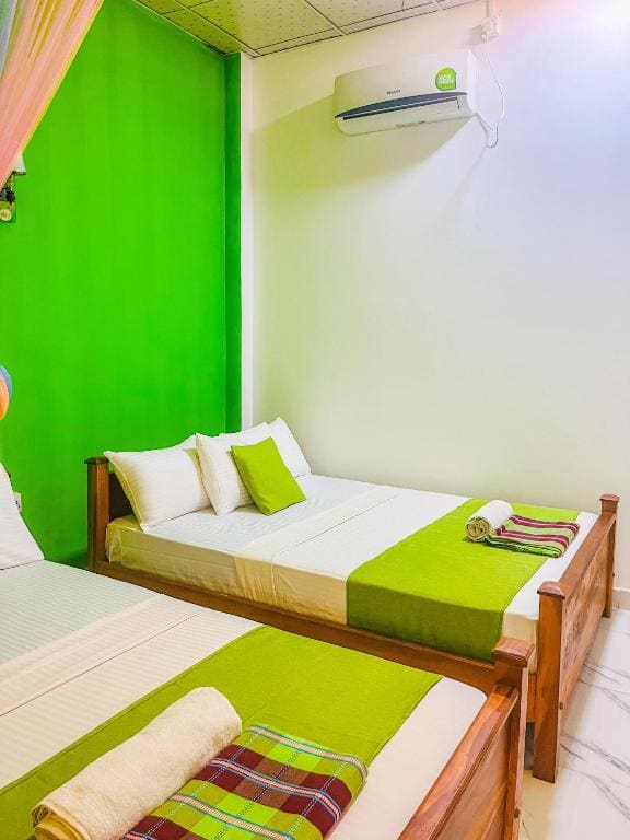 Basic Triple Room room - Image 3
