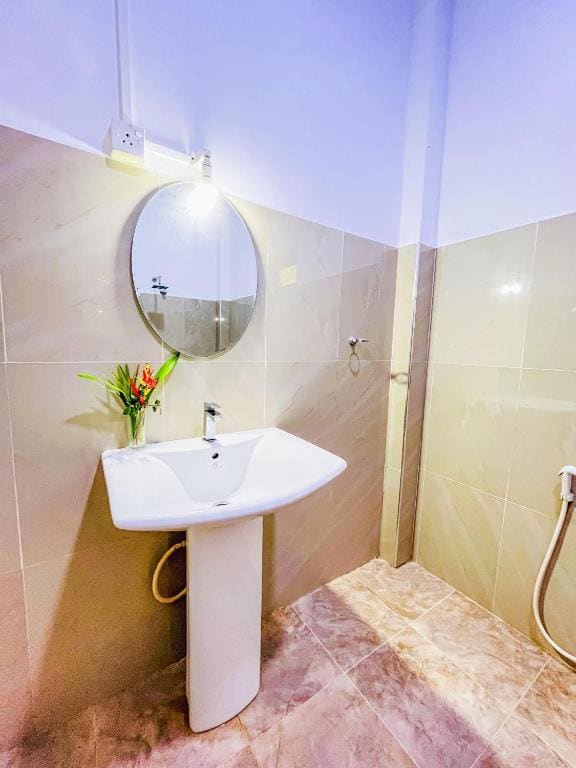 Basic Triple Room room - Image 1