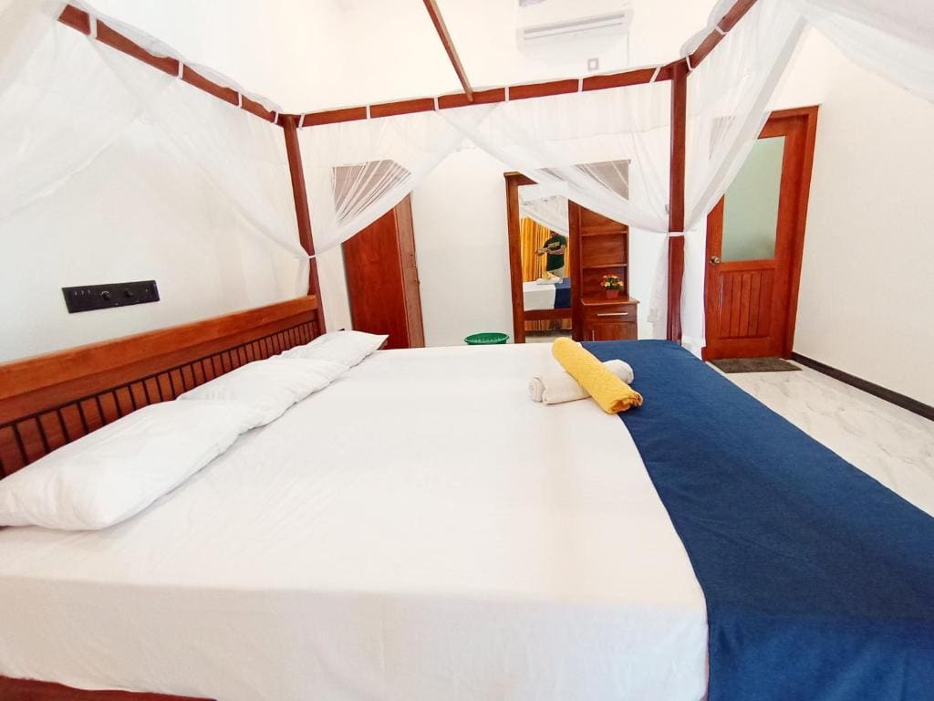 Two-Bedroom Villa room - Image 3