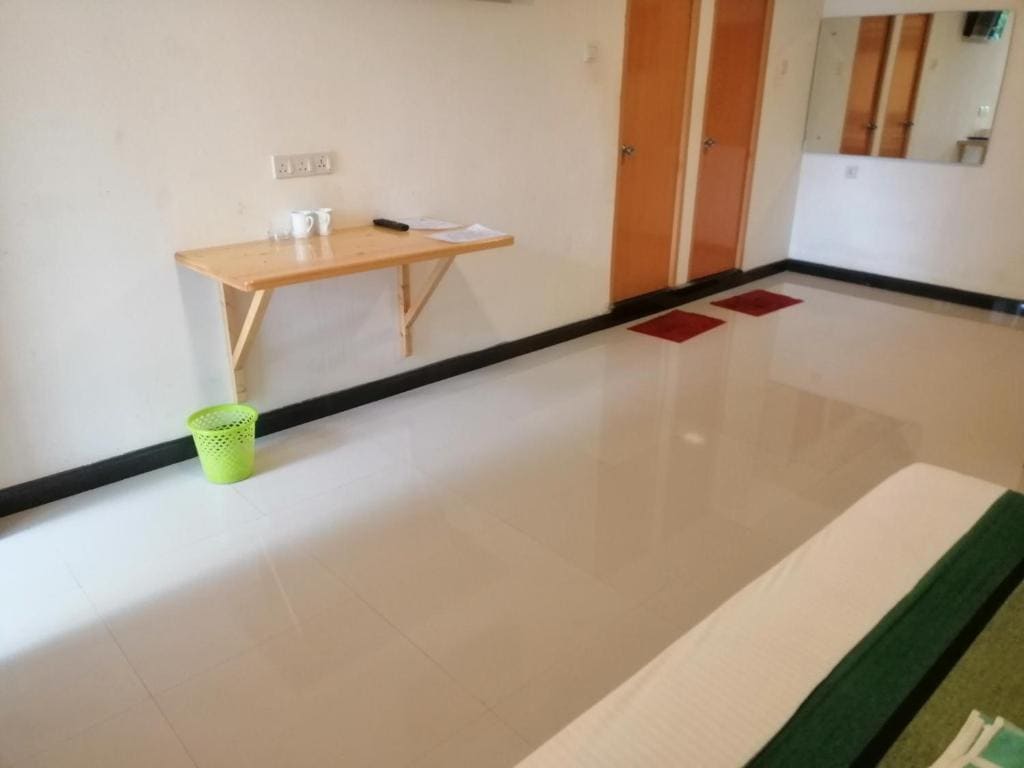 Budget Double Room room - Image 2