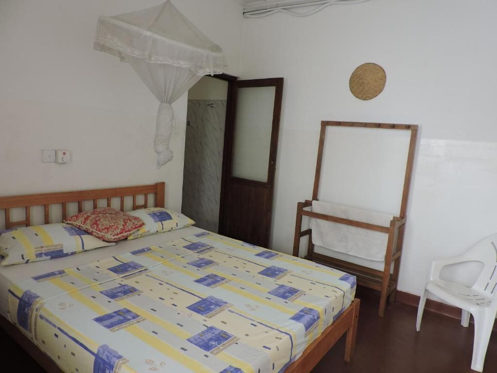 Standard Double Room with Fan room - Image 3