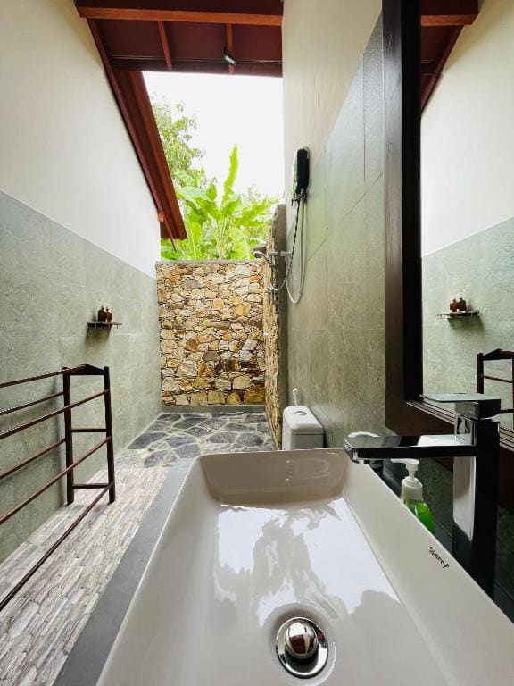 Family Bungalow room - Image 3