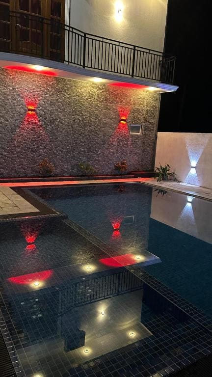 Double Room with Balcony room - Image 2