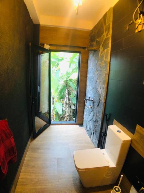 Double Room with Mountain View room - Image 2