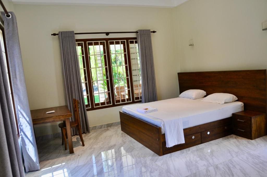 Deluxe King Room room - Image 1