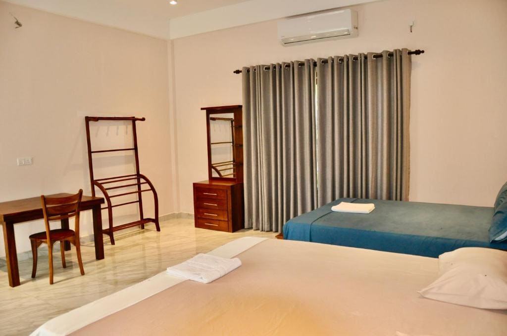 Family Room with Garden View room - Image 1