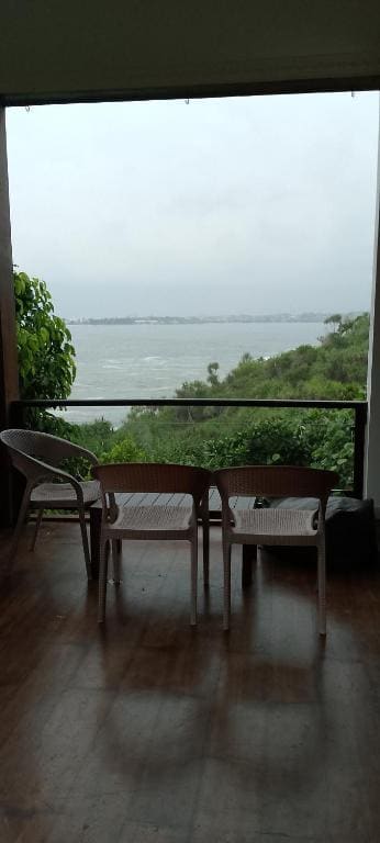 Family Room with Sea View room - Image 1