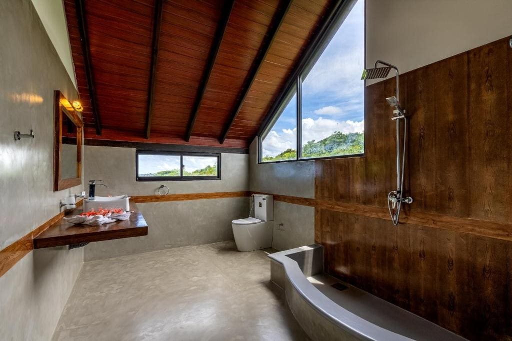 King Room with Sea View room - Image 2