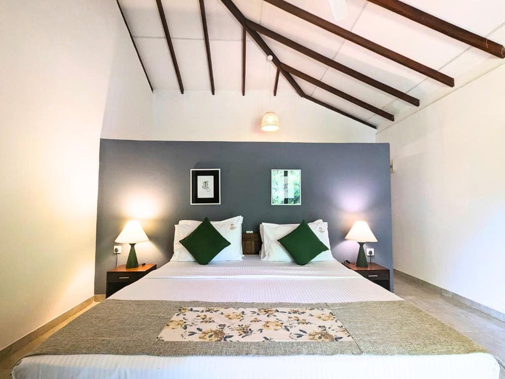 Superior Double, Twin or Triple room - Image 2