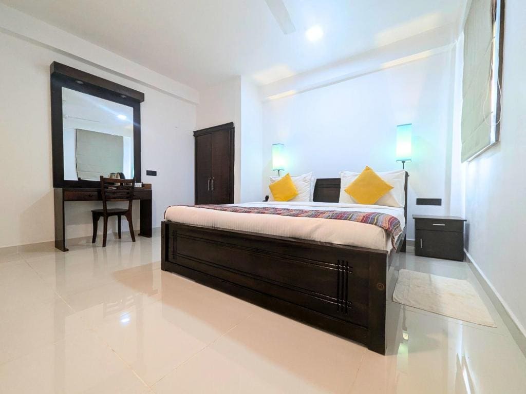 Superior Double, Twin or Triple room - Image 1