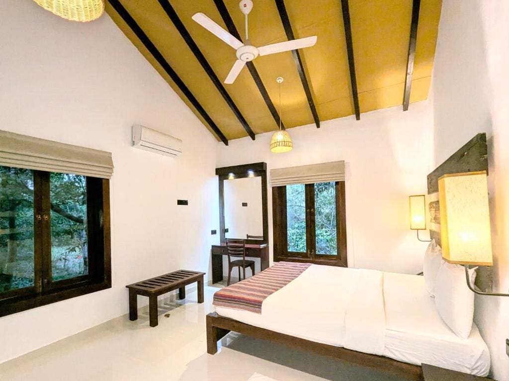 Superior Double, Twin or Triple room - Image 3