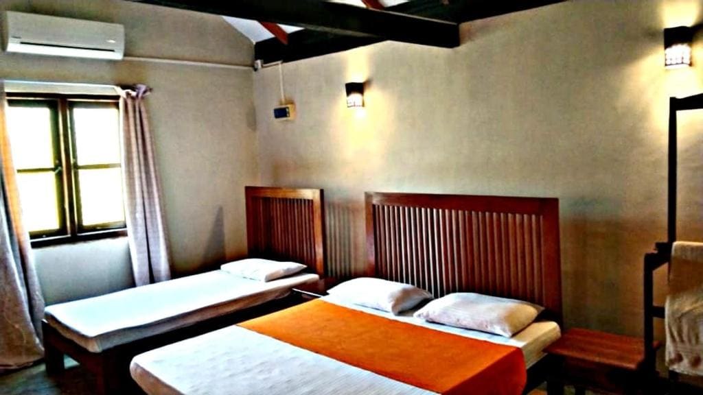 Deluxe Triple Room room - Image 3