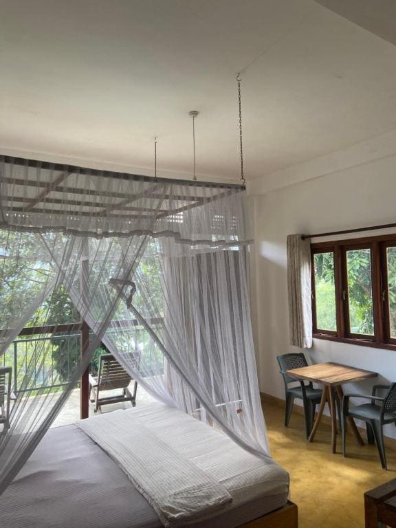 Triple Room with Mountain View room - Image 1