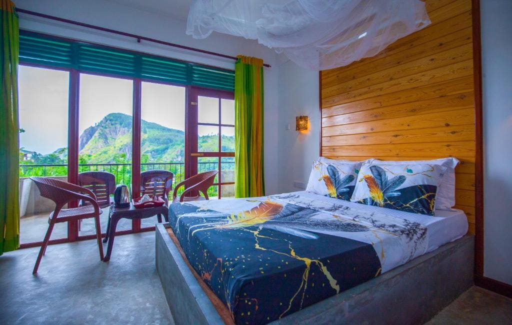 Double Room with Balcony room - Image 2