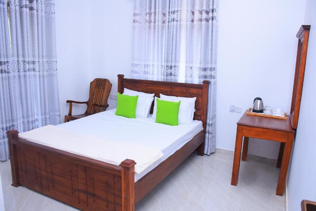 Deluxe Double Room room - Image 3