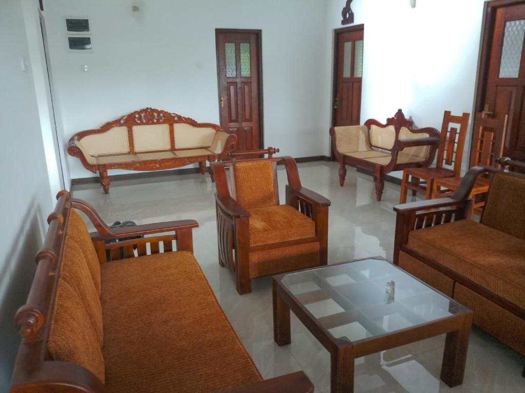 Deluxe Family Room room - Image 1