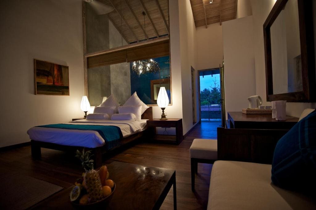 King Suite with Sea View room - Image 3