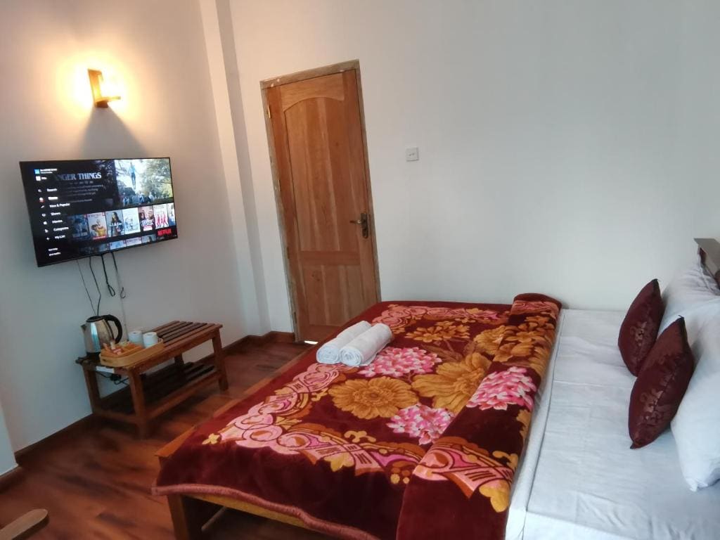 Budget Double Room room - Image 2