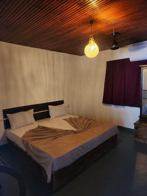 Deluxe Room room - Image 2