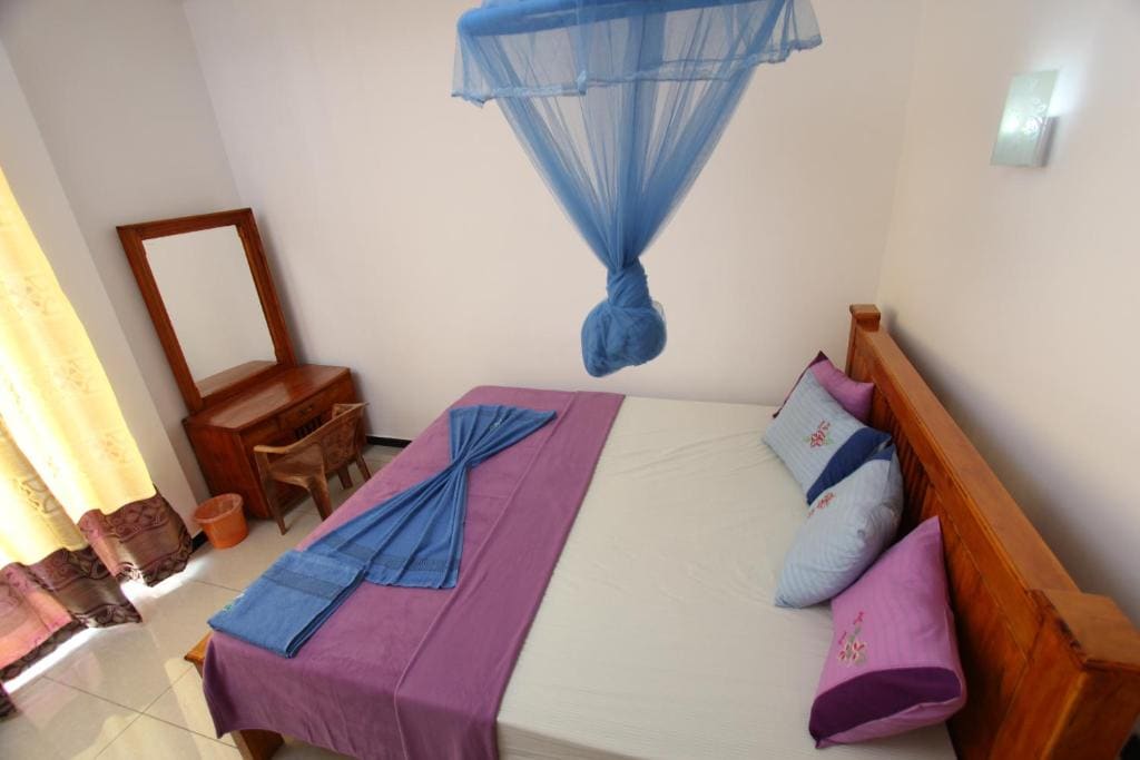 Double Room with Balcony room - Image 3