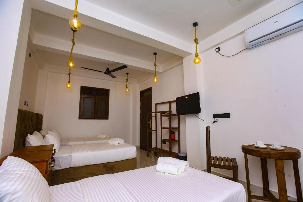 Deluxe Double Room with Sea View room - Image 1