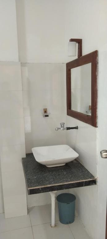 Standard Double Room room - Image 3