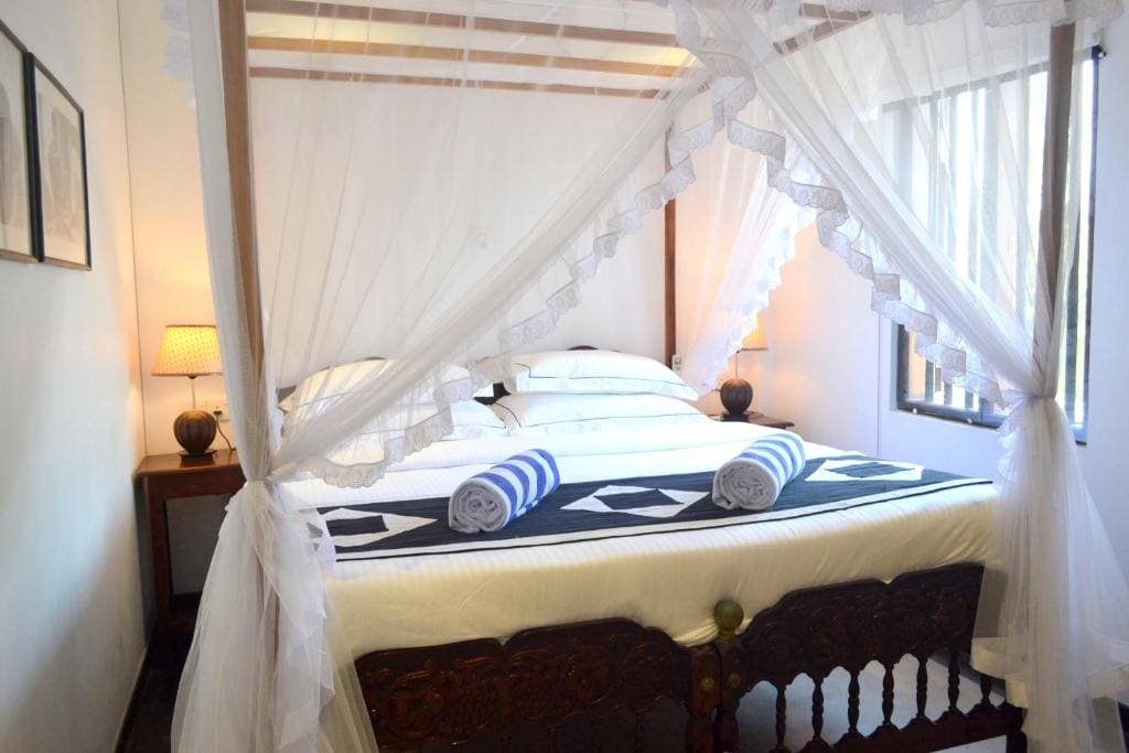 Standard Double Room with City View room - Image 3